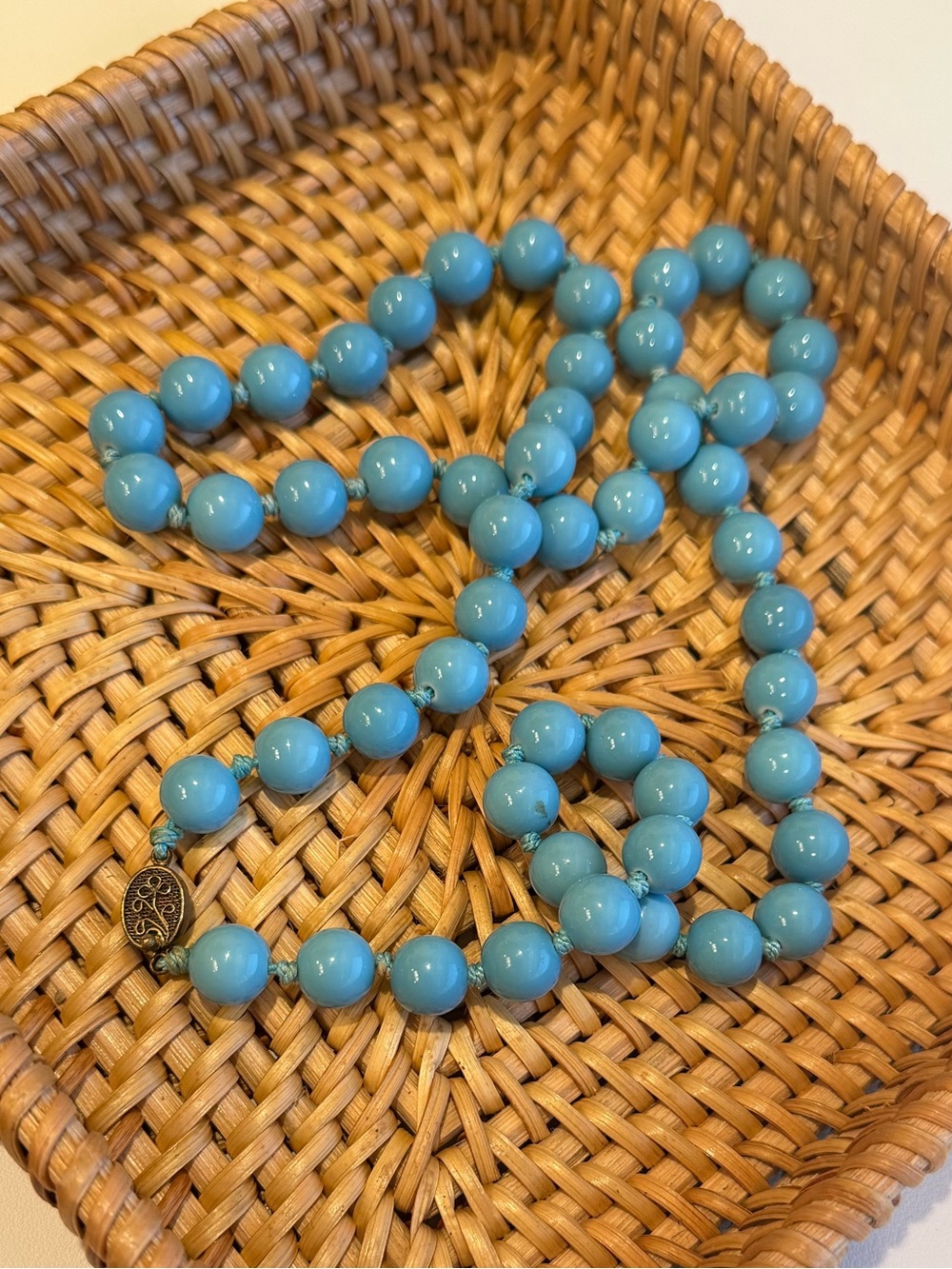 Vintage teal blue glass beads - Picture 1 of 11